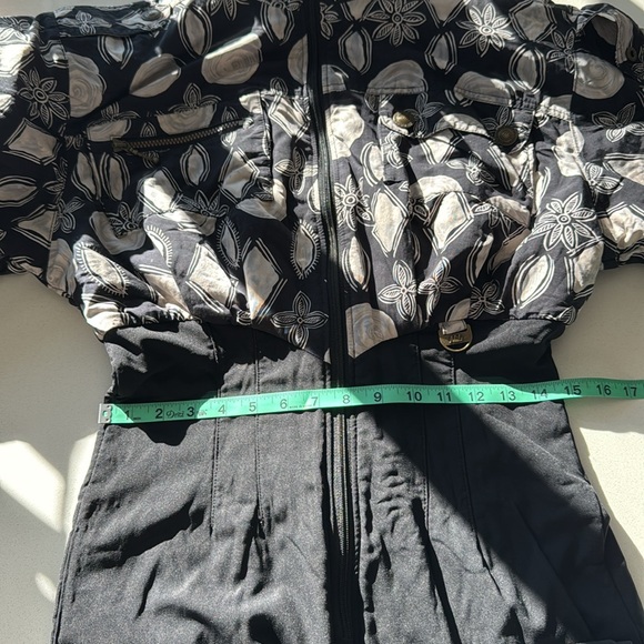 Ski Snow Suit Vintage Nils Skiwear Size Small EUC pockets Zip - Picture 9 of 9